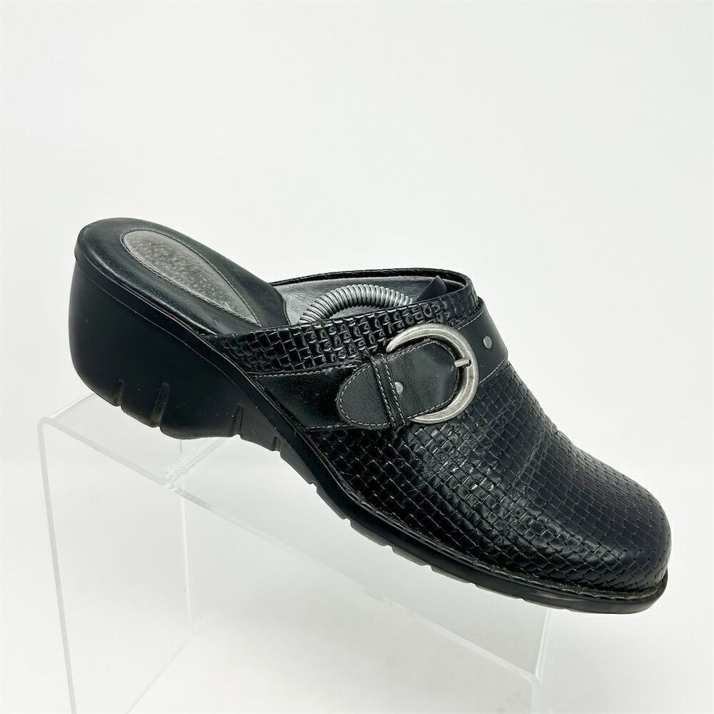 Clarks Artisan Women's Black Leather Slip On Mule Heels Size 10M Casual
